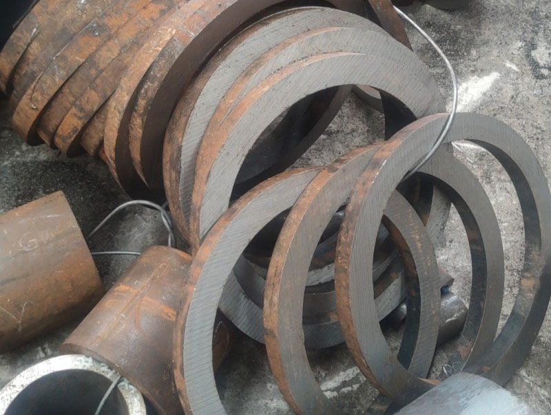 理塘42CrMo无缝钢管切割