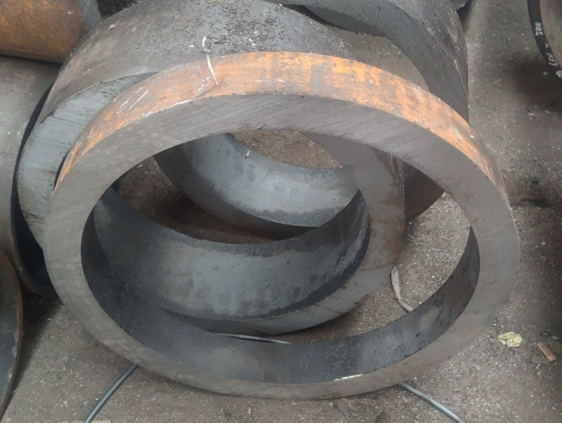 理塘35CrMo无缝钢管切割加工