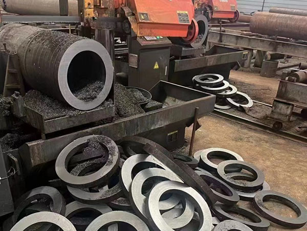 理塘20G无缝钢管切割