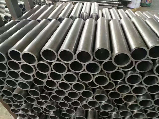 理塘30CrMo精密无缝钢管