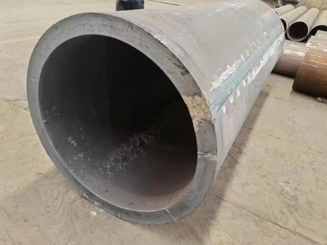 理塘30CrMo大口径无缝钢管